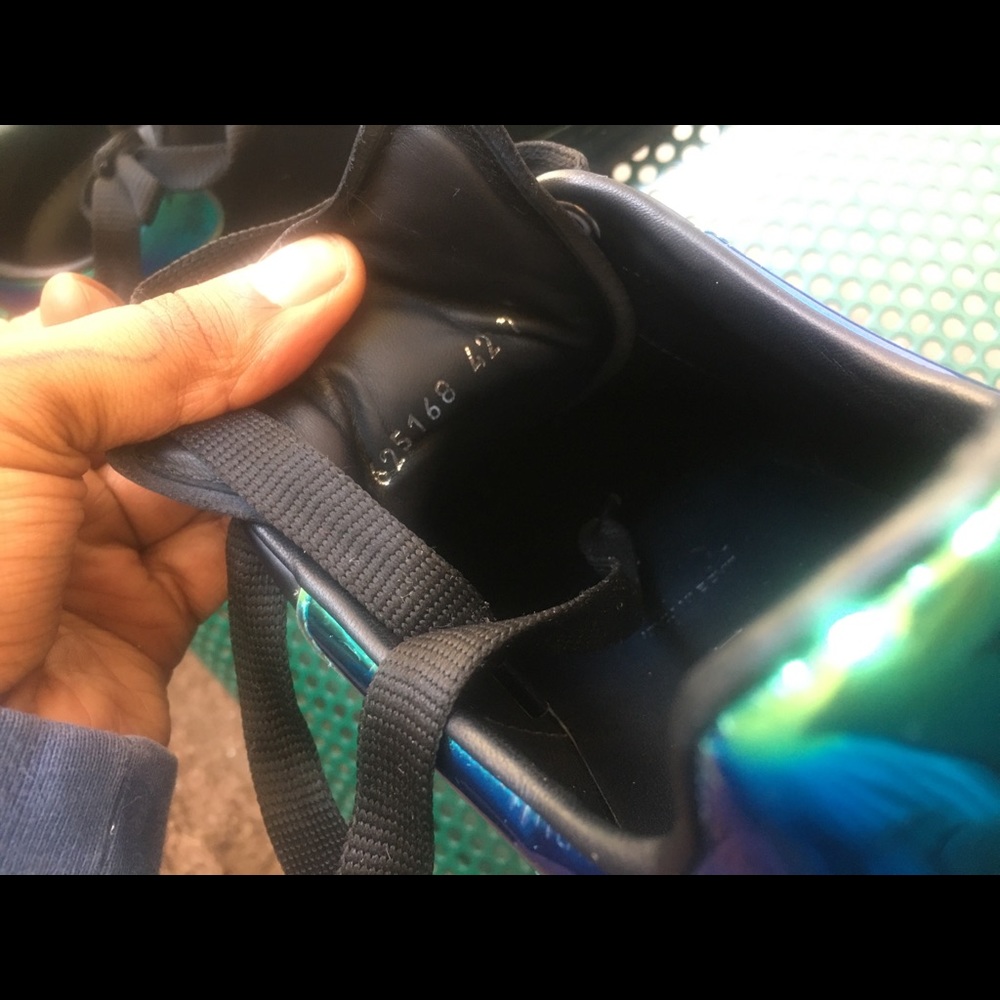 Size 11 - Picture 4 of 5
